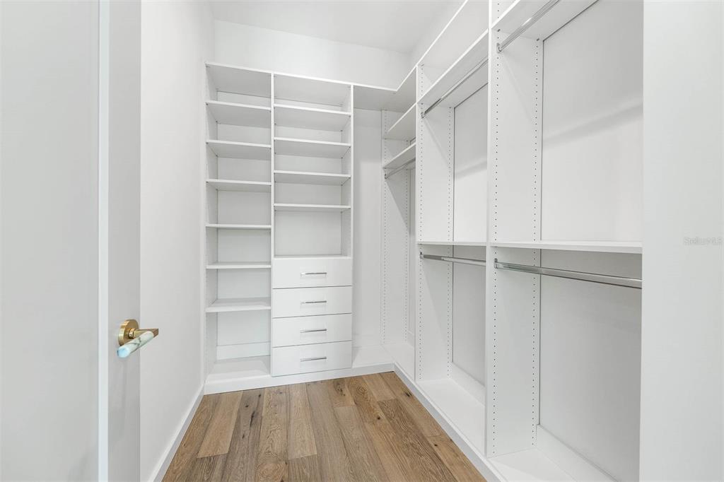 1820 Glencoe Road Winter Park, FL 32789 - Photo 47 of 75 a room with walk in closet and a window