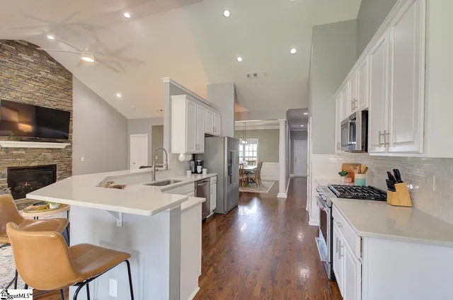 $549,900 | 7 Dartford Court, Easley, SC 29642