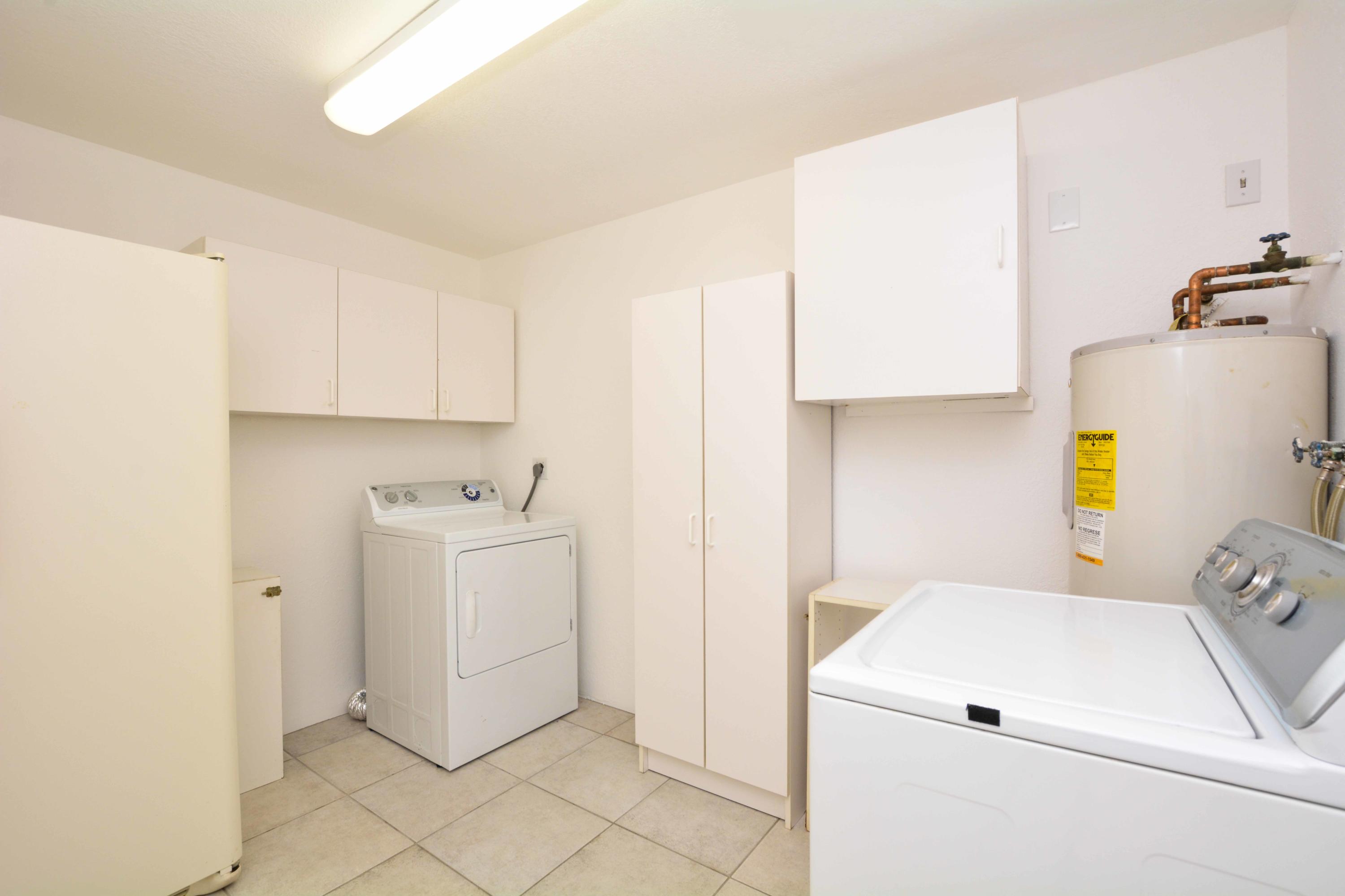 235 Northwest 6th Street Boca Raton, FL 33432 - Photo 28 of 31 235NW6StBocaRatonFL (25 of 29)