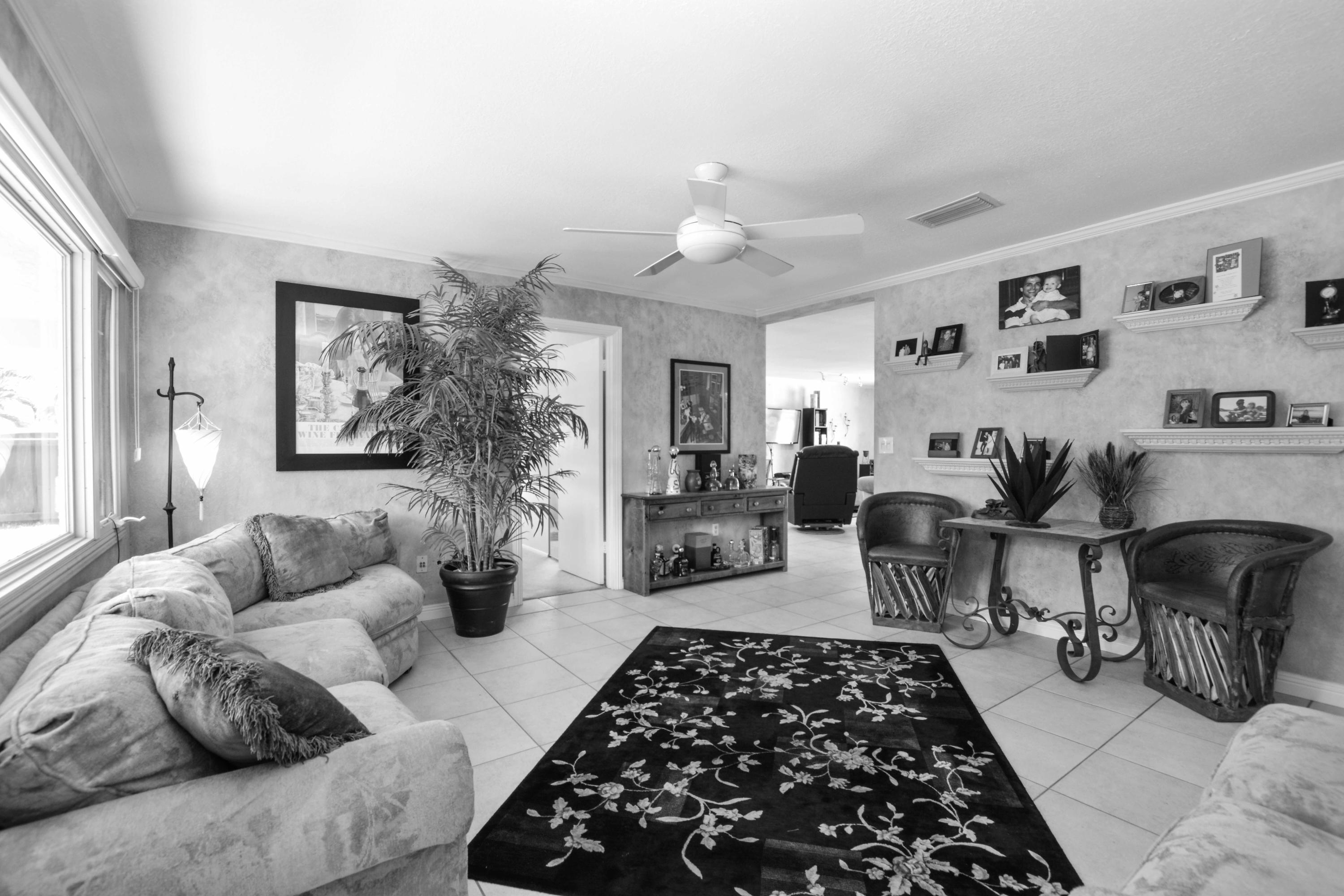 235 Northwest 6th Street Boca Raton, FL 33432 - Photo 7 of 31 235NW6StBocaRatonFL (6 of 29)