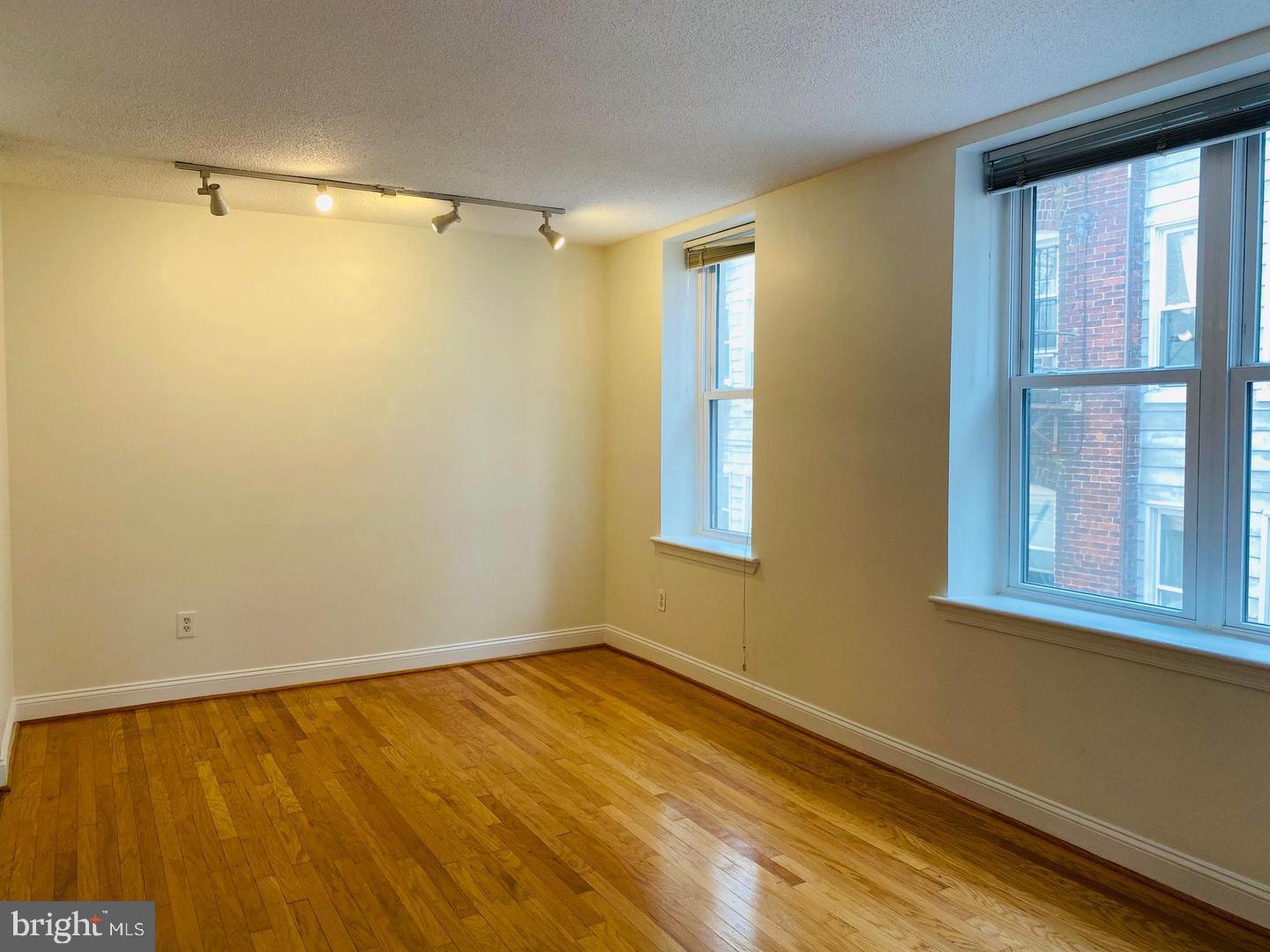 2630 Adams Mill Road Northwest, Unit 202 Washington, DC 20009 - Photo 3 of 19