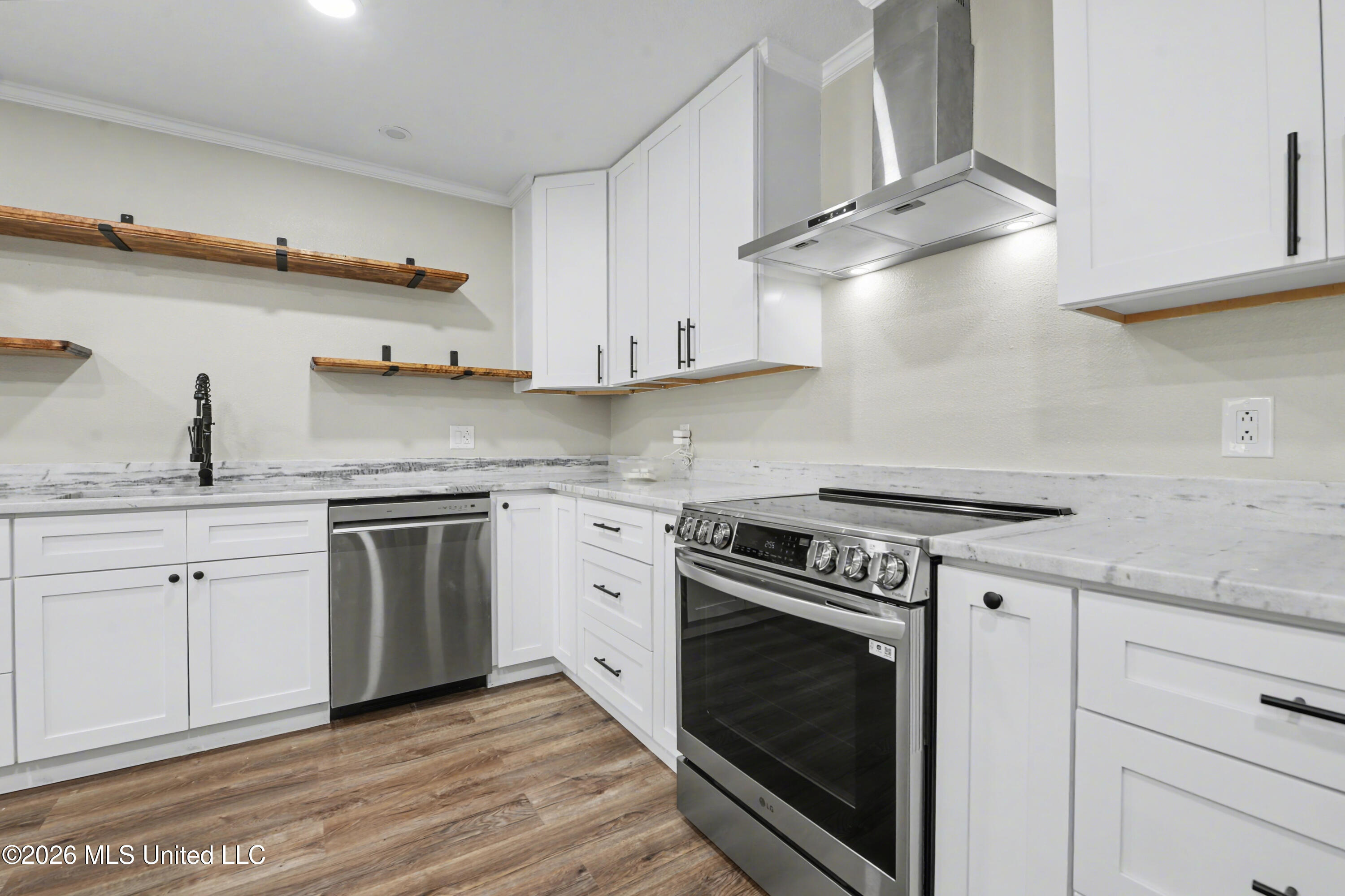 3724 Dowlwood Road Moss Point, MS 39562 - Photo 11 of 29 011