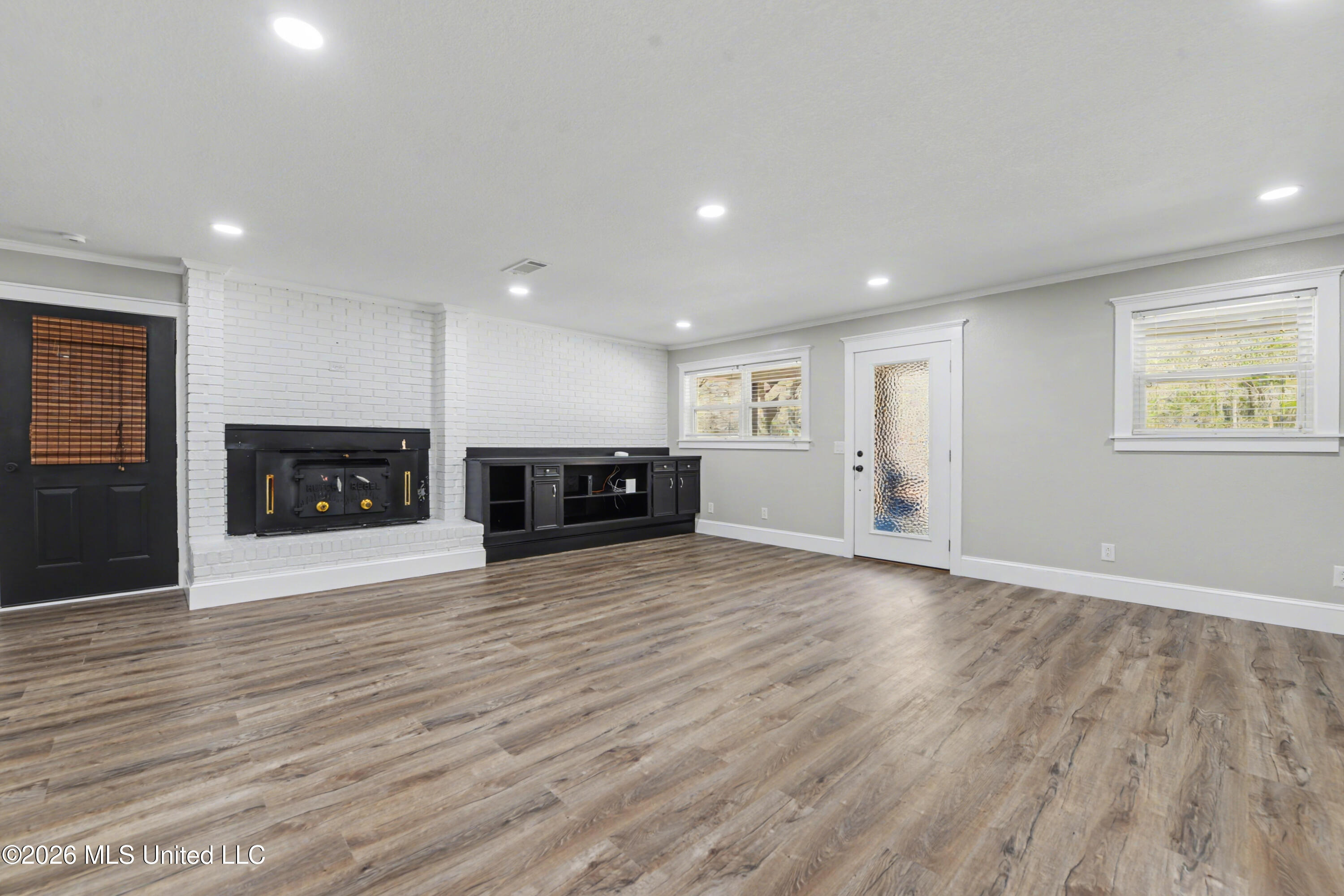 3724 Dowlwood Road Moss Point, MS 39562 - Photo 7 of 29 007