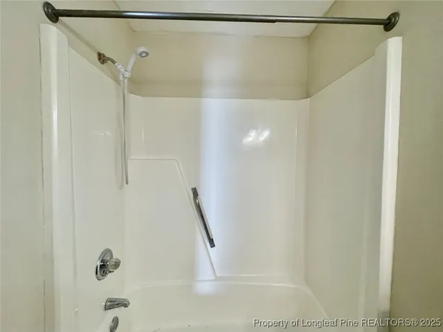 $925 | 754 Hedgelawn Way, Fayetteville, NC 28311