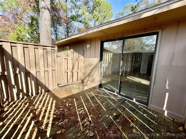 $925 | 754 Hedgelawn Way, Fayetteville, NC 28311