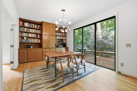 $850,000 | 304 Old Forest Creek Drive, Chapel Hill, NC 27514