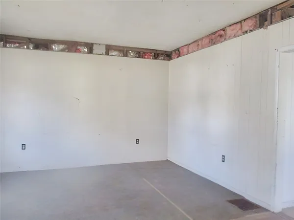 $24,900 | 200 Harmon Street, Elmira, NY 14904