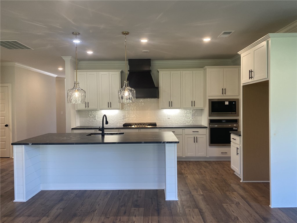 123 Arbor Wds Way Easley, SC 29642 - Photo 12 of 30