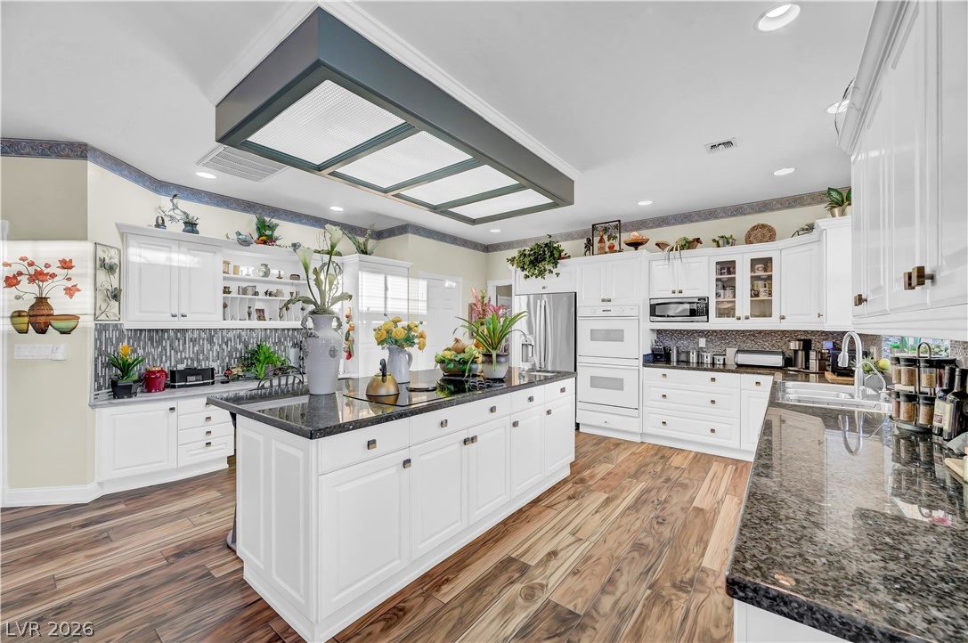 1645 North Stonehill Road Las Vegas, NV 89156 - Photo 23 of 98