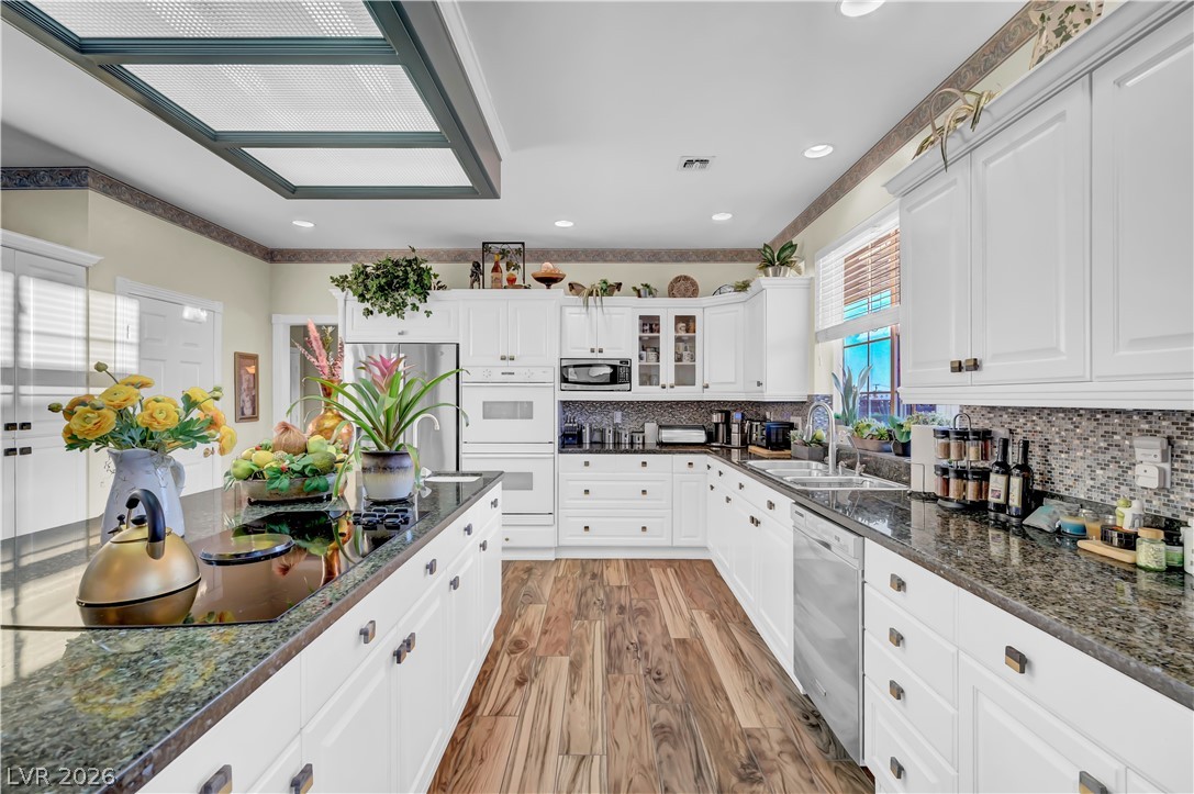 1645 North Stonehill Road Las Vegas, NV 89156 - Photo 24 of 98