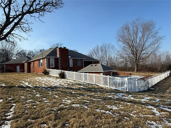 $449,900 | 2356 State Rd Ww, Conway, MO 65632