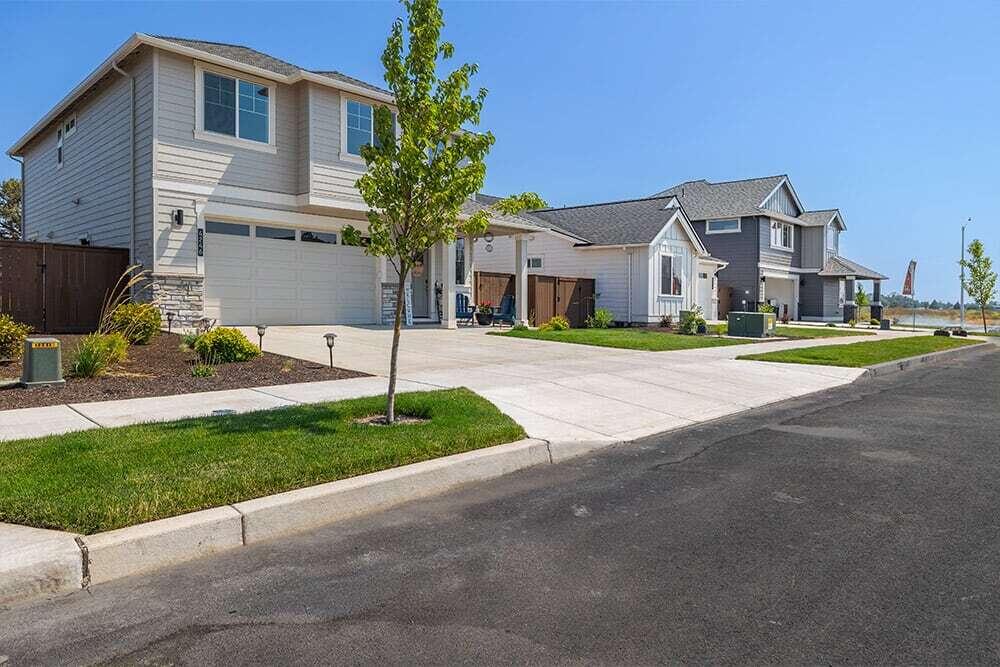 4096 Southwest 47th Street Redmond, OR 97756 - Photo 27 of 30 Trailside2