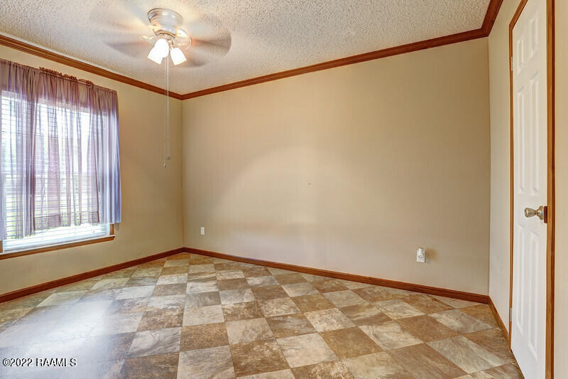 5504 Smith Road New Iberia, LA 70560 - Photo 15 of 25 Gallery Image 15
