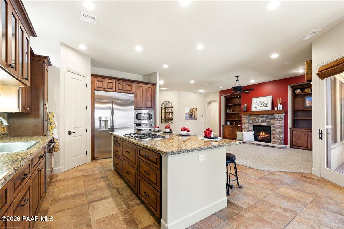 1660 Stable Rock Road Prescott, AZ 86303 - Photo 16 of 44 17-Kitchen