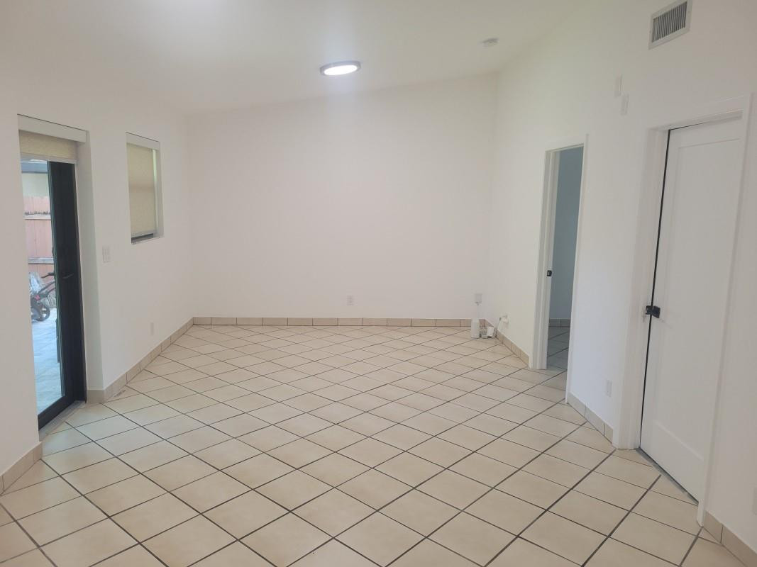 5868 Southwest 60th Street Miami, FL 33143 - Photo 3 of 10 Photo 3