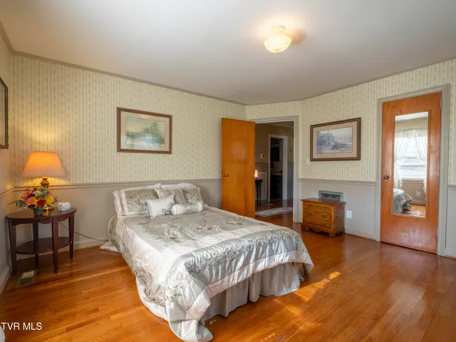 $387,900 | 8315 Old Stage Road, Chuckey, TN 37641