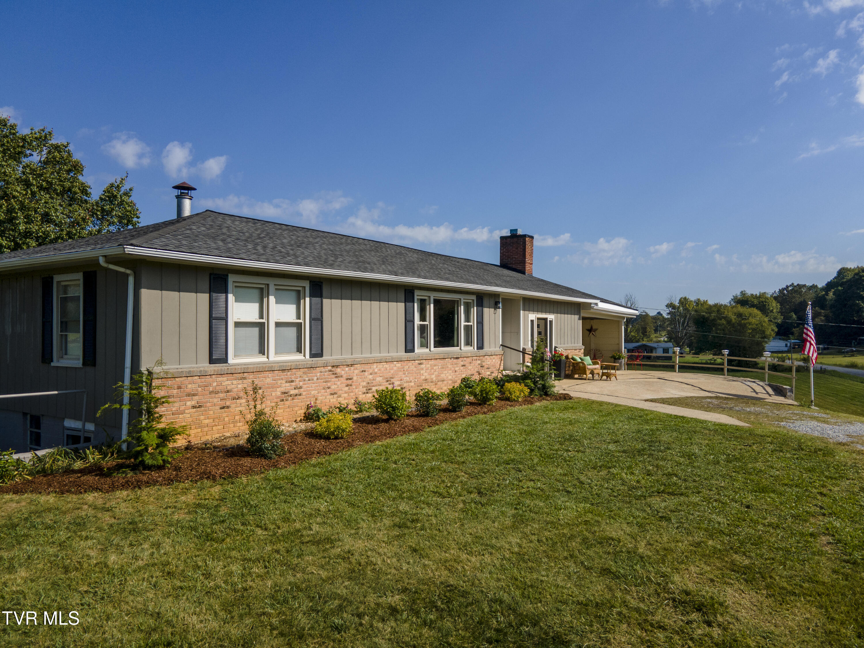 8315 Old Stage Road Chuckey, TN 37641 - Photo 2 of 58 DJI_0183