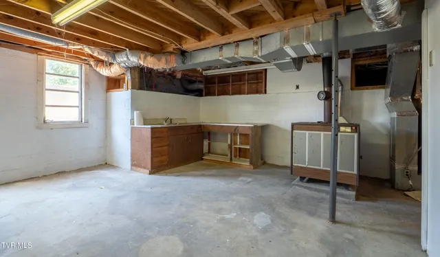 $387,900 | 8315 Old Stage Road, Chuckey, TN 37641