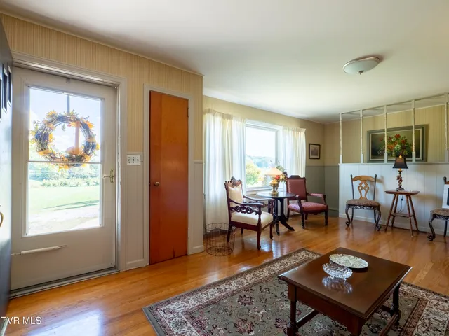 $387,900 | 8315 Old Stage Road, Chuckey, TN 37641