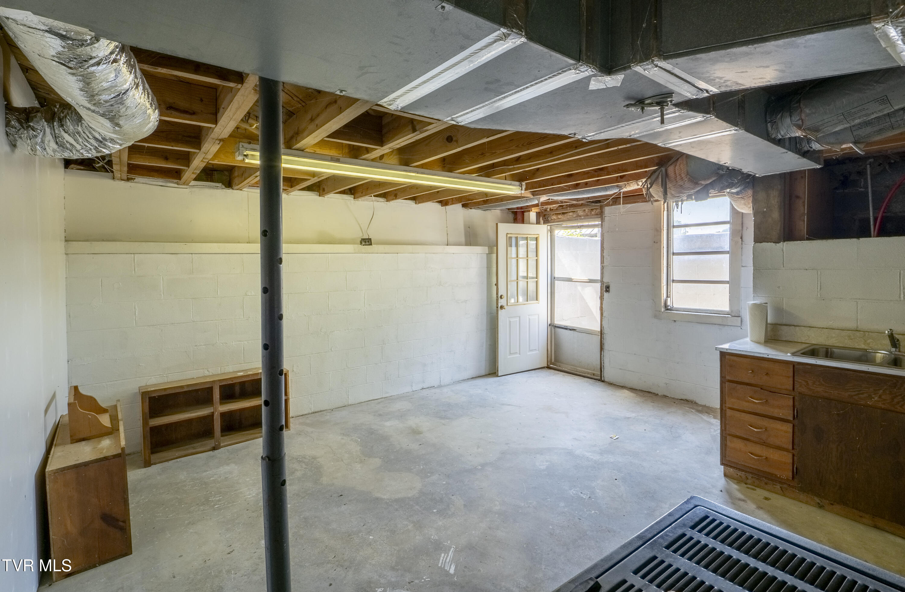 8315 Old Stage Road Chuckey, TN 37641 - Photo 33 of 58 _1018481-HDR