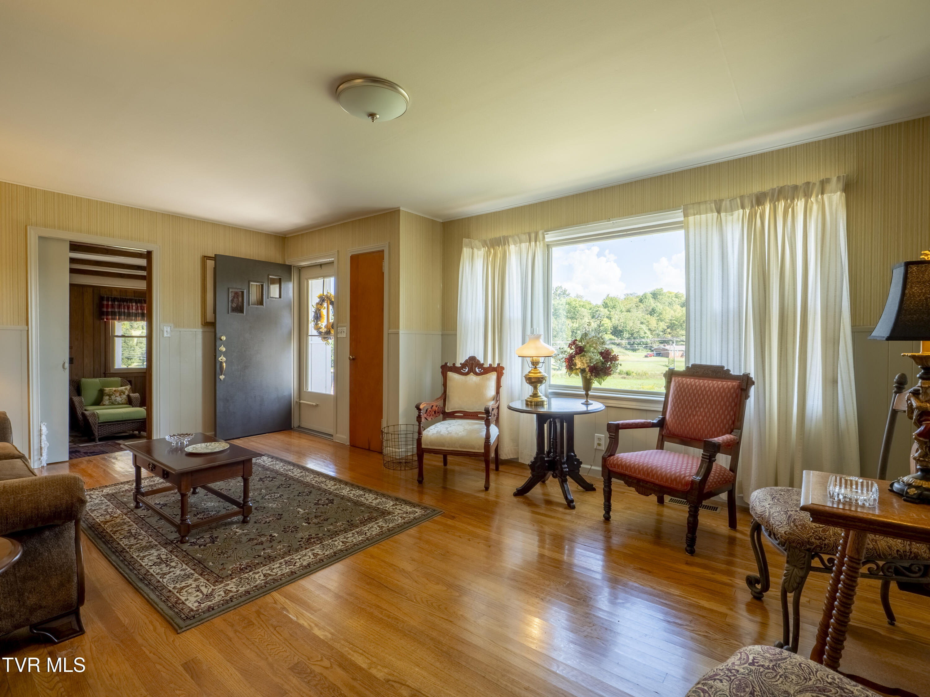 8315 Old Stage Road Chuckey, TN 37641 - Photo 4 of 58 _1018522-HDR