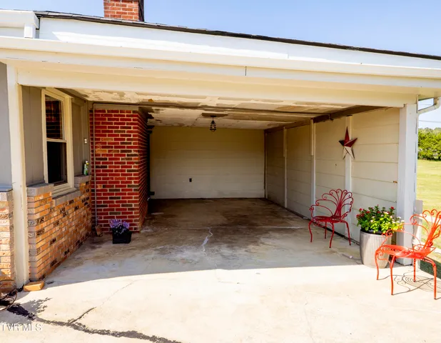 $387,900 | 8315 Old Stage Road, Chuckey, TN 37641