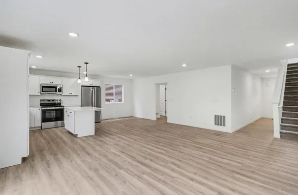 $339,900 | 10077 Kearns Court, Portage, MI 49024