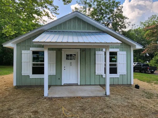 $189,900 | 22853 North Mcphail Farm Road Street, Florala, AL 36442