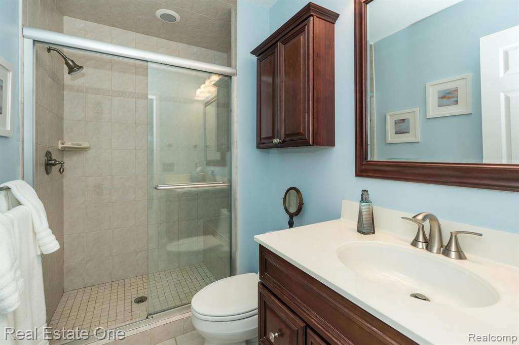 190 Parsons Lane Rochester Hills, MI 48307 - Photo 18 of 22