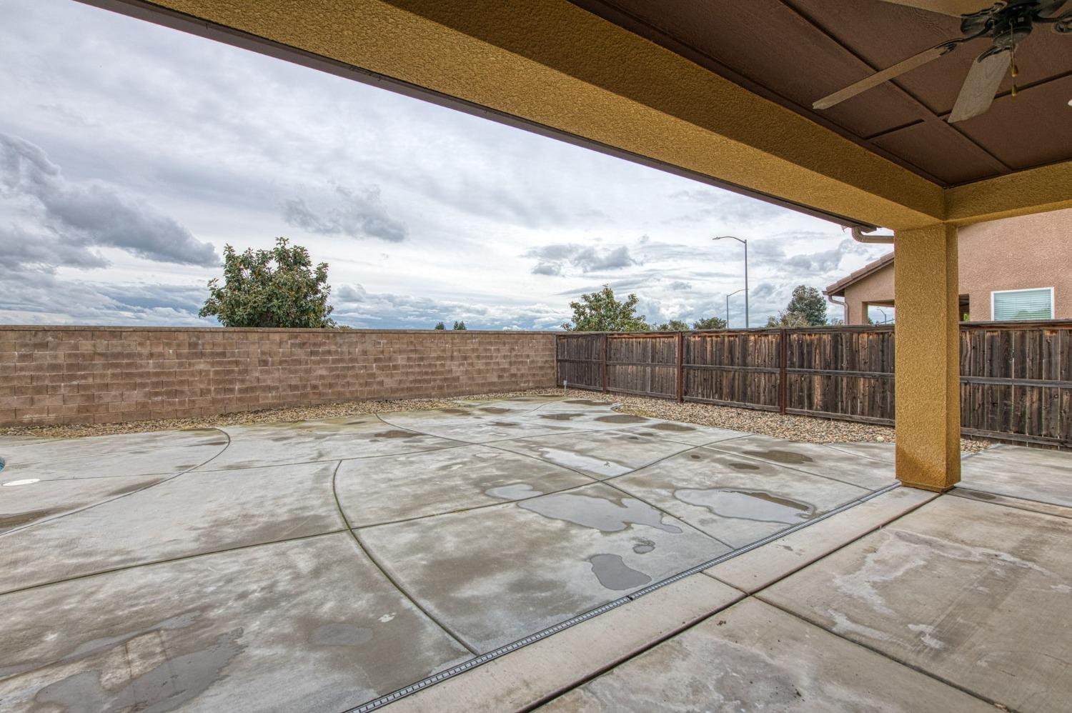 3036 Portals Avenue Clovis, CA 93619 - Photo 42 of 53