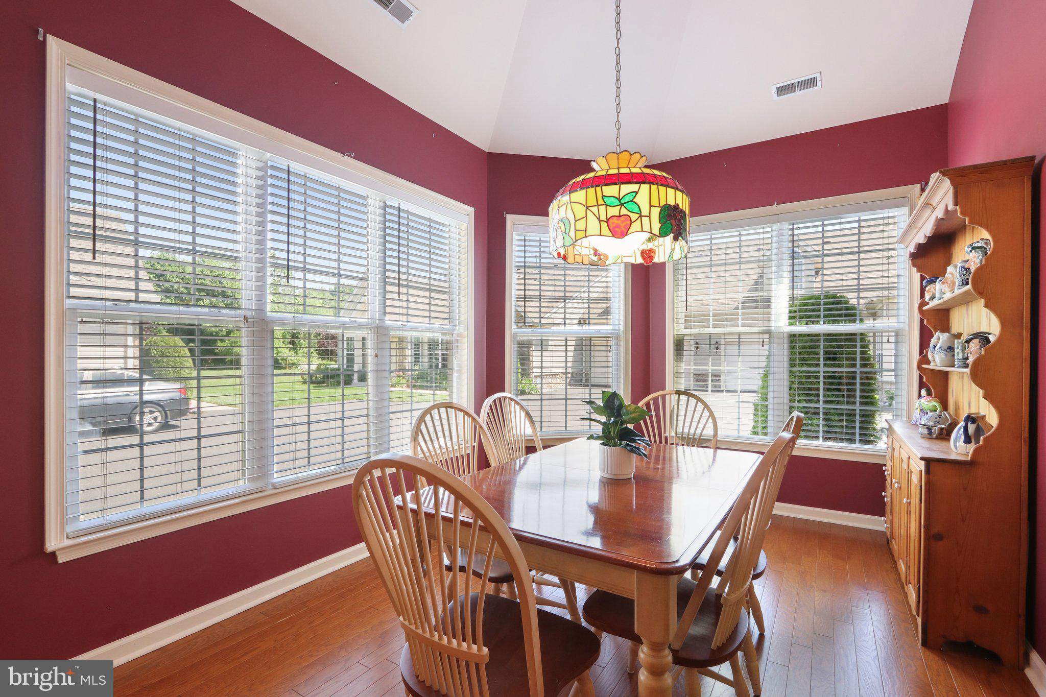 42 Five Ponds Circle Warminster, PA 18974 - Photo 12 of 31 Breakfast nook