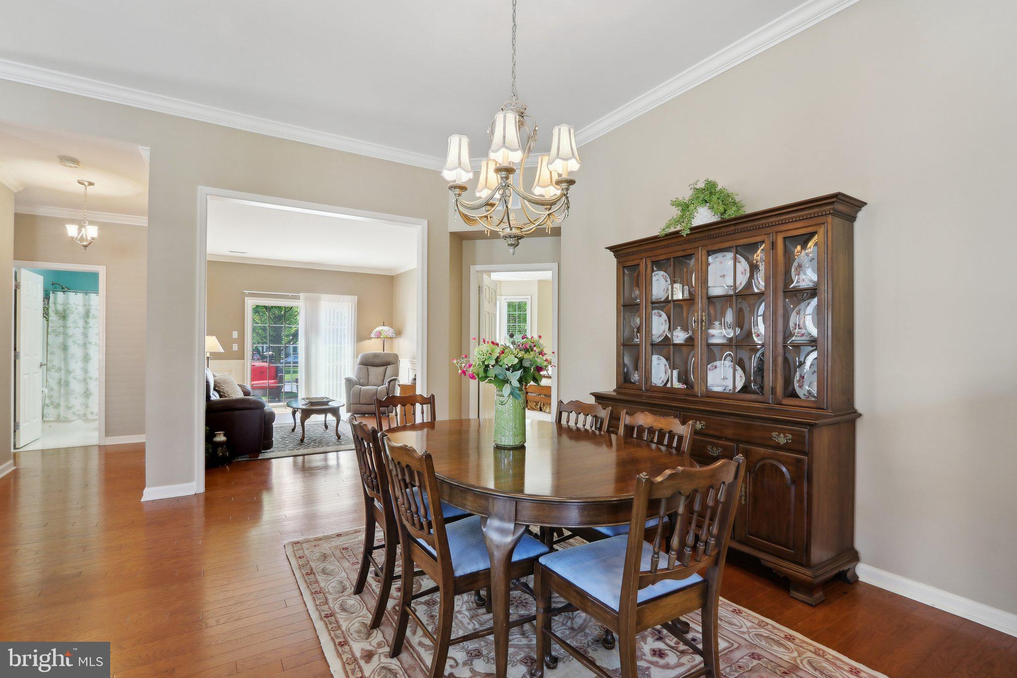42 Five Ponds Circle Warminster, PA 18974 - Photo 14 of 31 Dining room