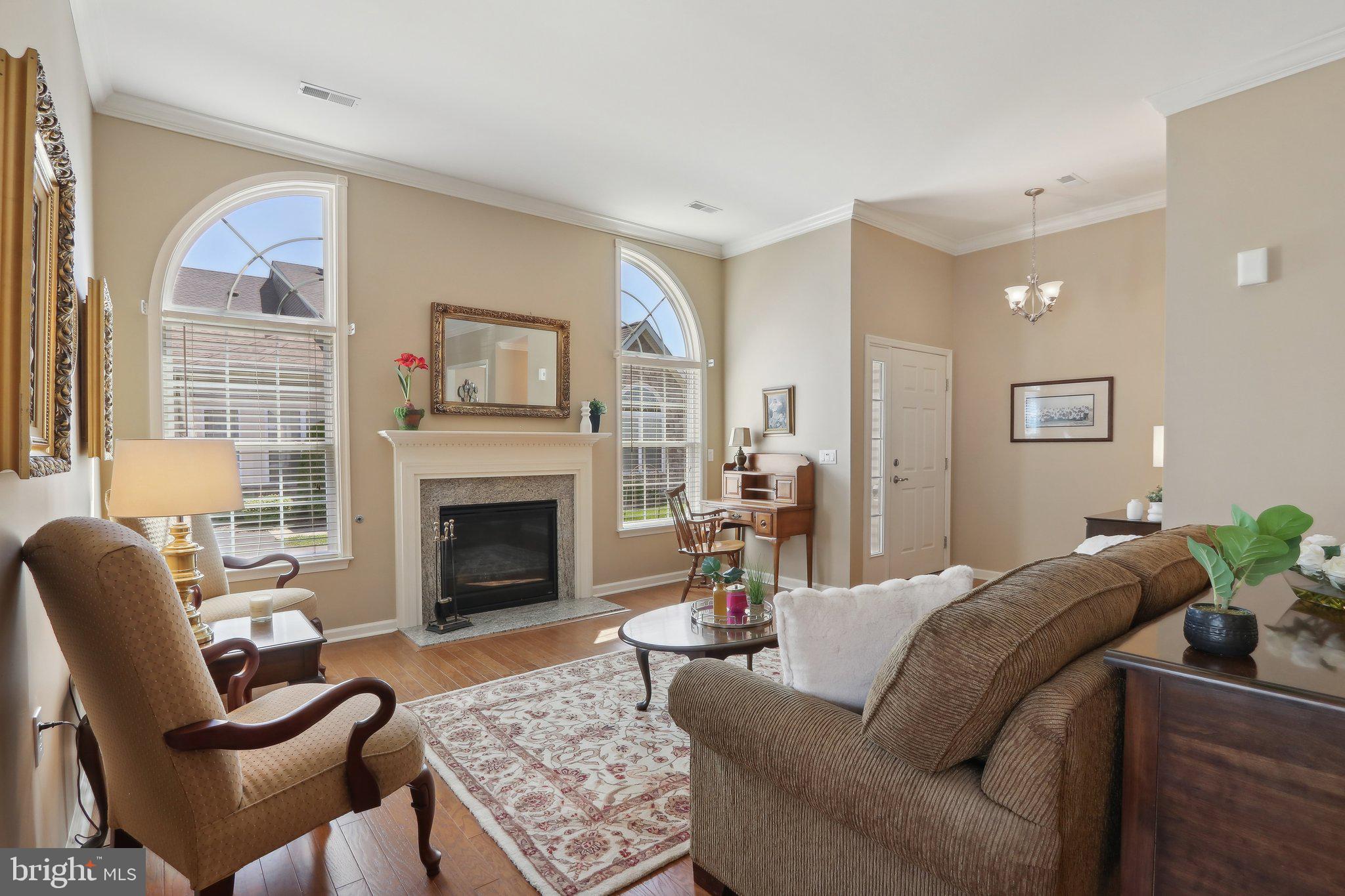 42 Five Ponds Circle Warminster, PA 18974 - Photo 5 of 31