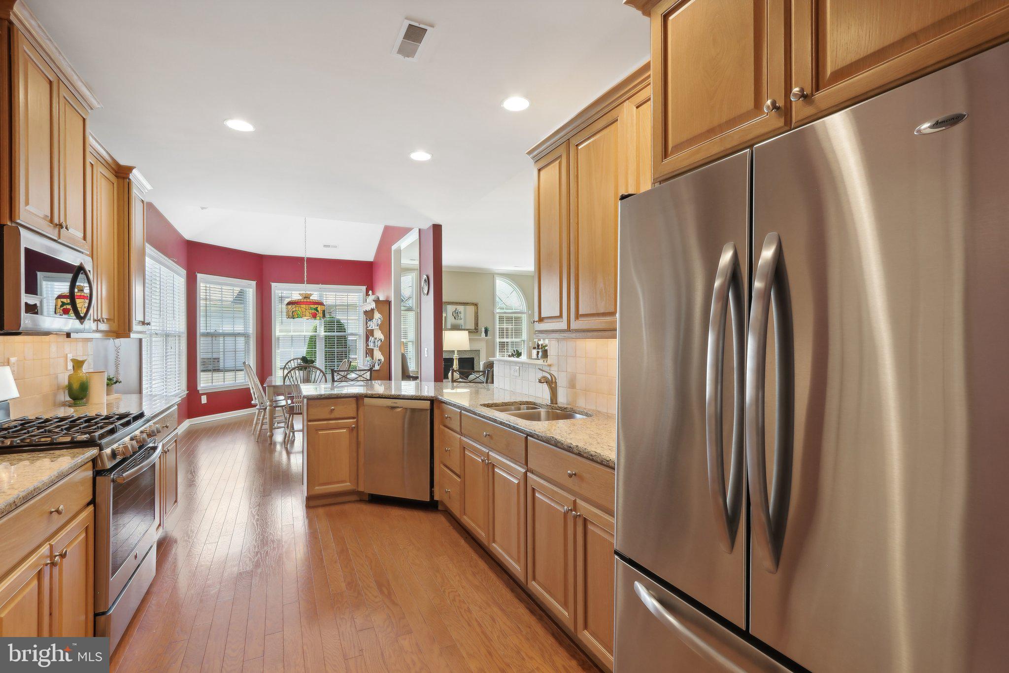 42 Five Ponds Circle Warminster, PA 18974 - Photo 10 of 31