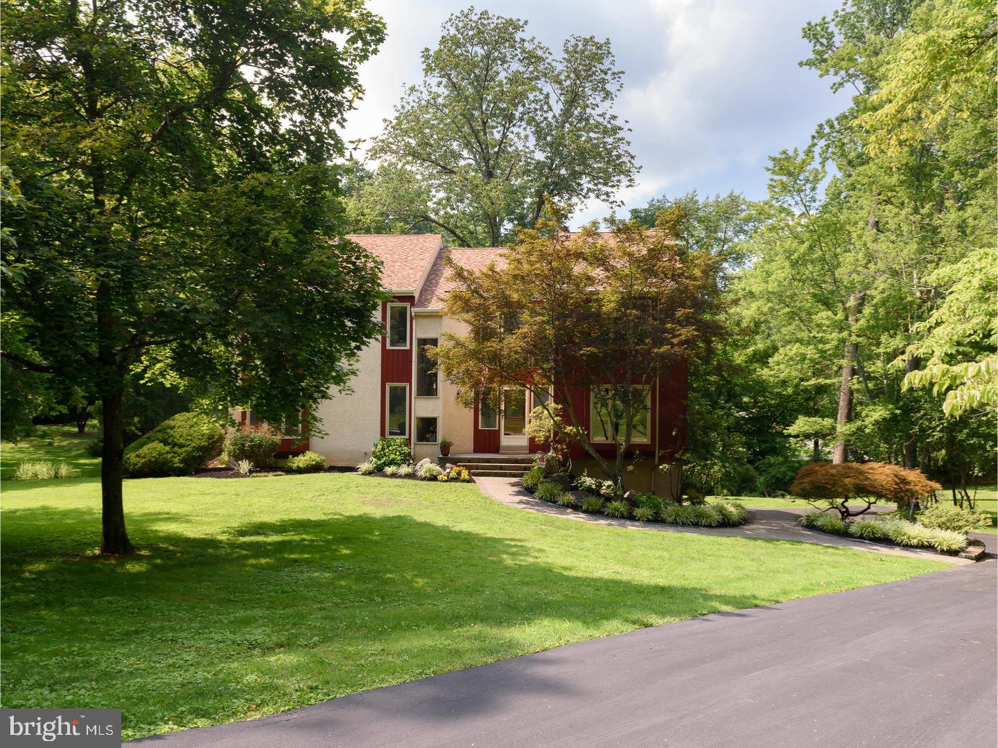 22 Roberts Road Newtown Square, PA 19073 - Photo 2 of 25