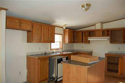 8476 North Webster Road Clio, MI 48420 - Photo 8 of 11 20132978-7.JPG