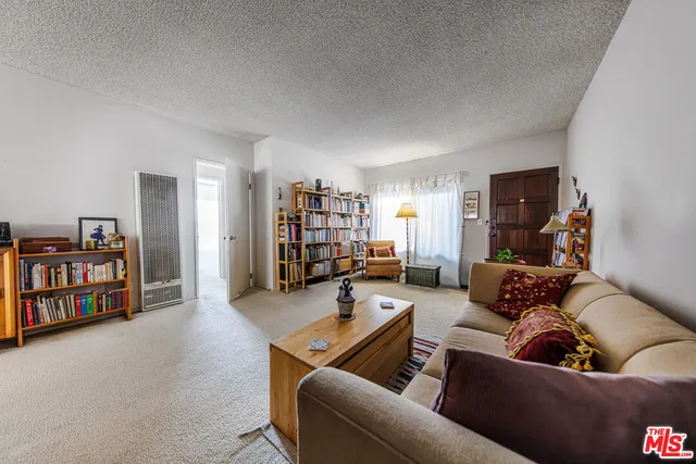 $675,000 | 1522 Centinela Avenue, Unit 210, Los Angeles, CA 90025