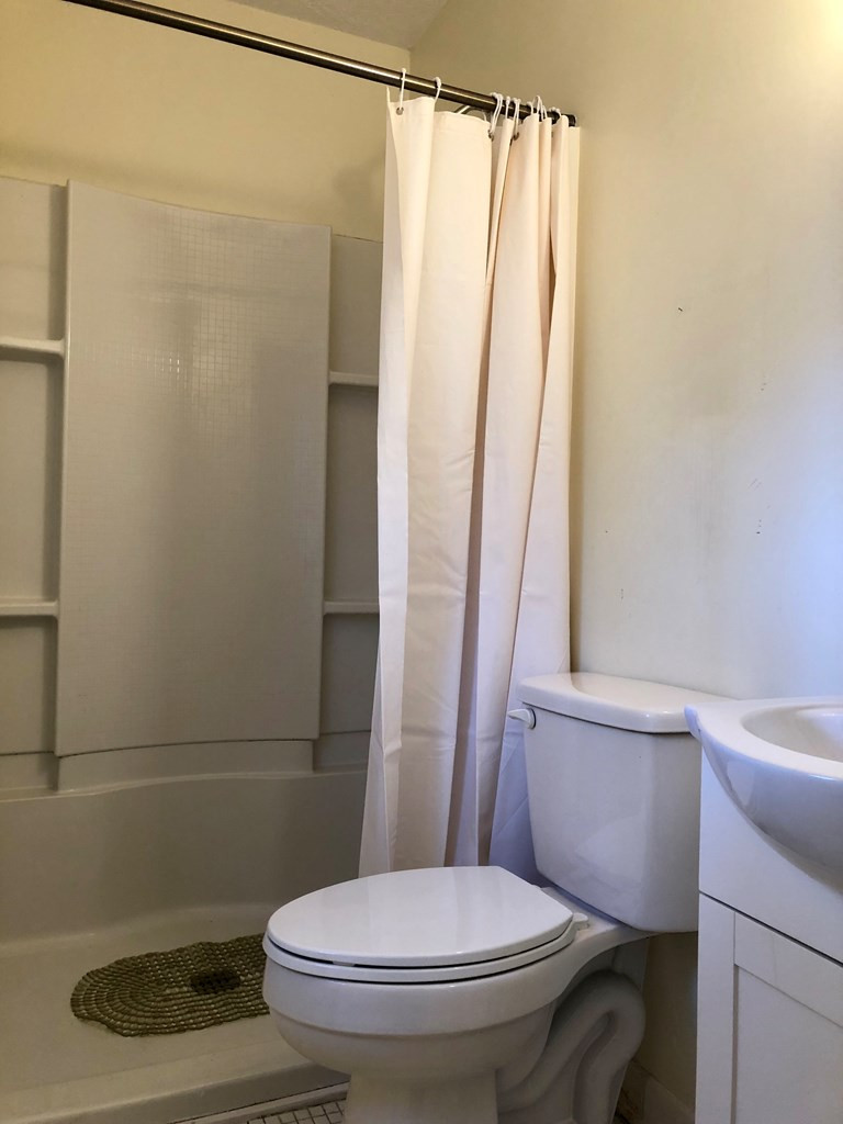 812 Springdale Road North Augusta, SC 29841 - Photo 13 of 20 Owner Bath