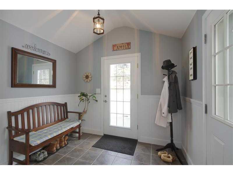 8 Prince Street Cumberland, ME 04021 - Photo 3 of 12 Other. New Mudroom Addition