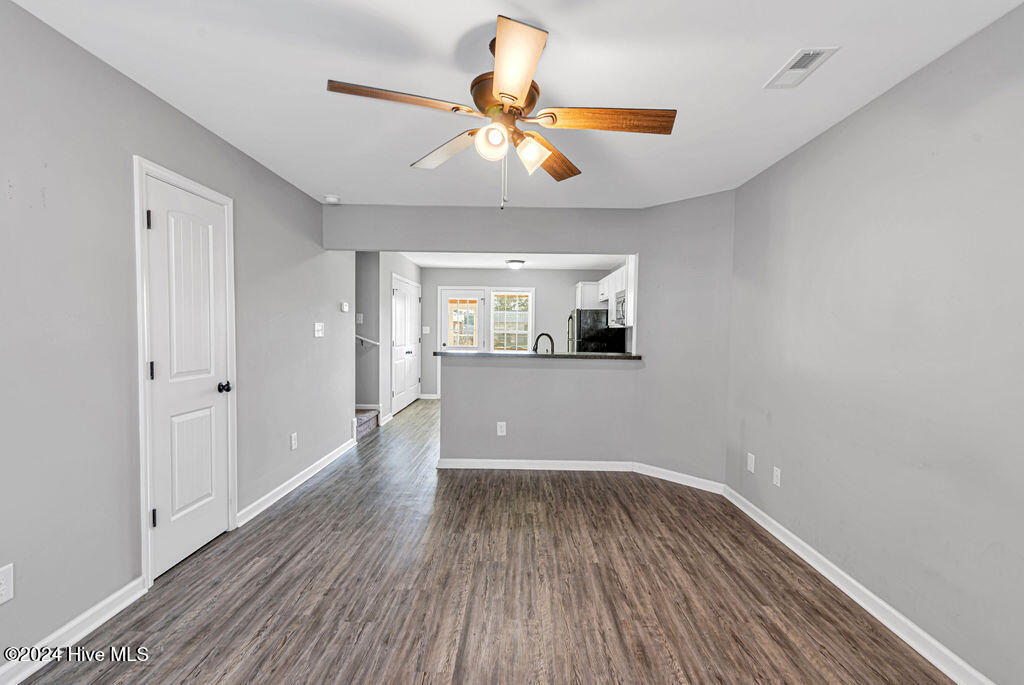 129 Cornerstone Drive Beulaville, NC 28518 - Photo 3 of 17 DSC_1322