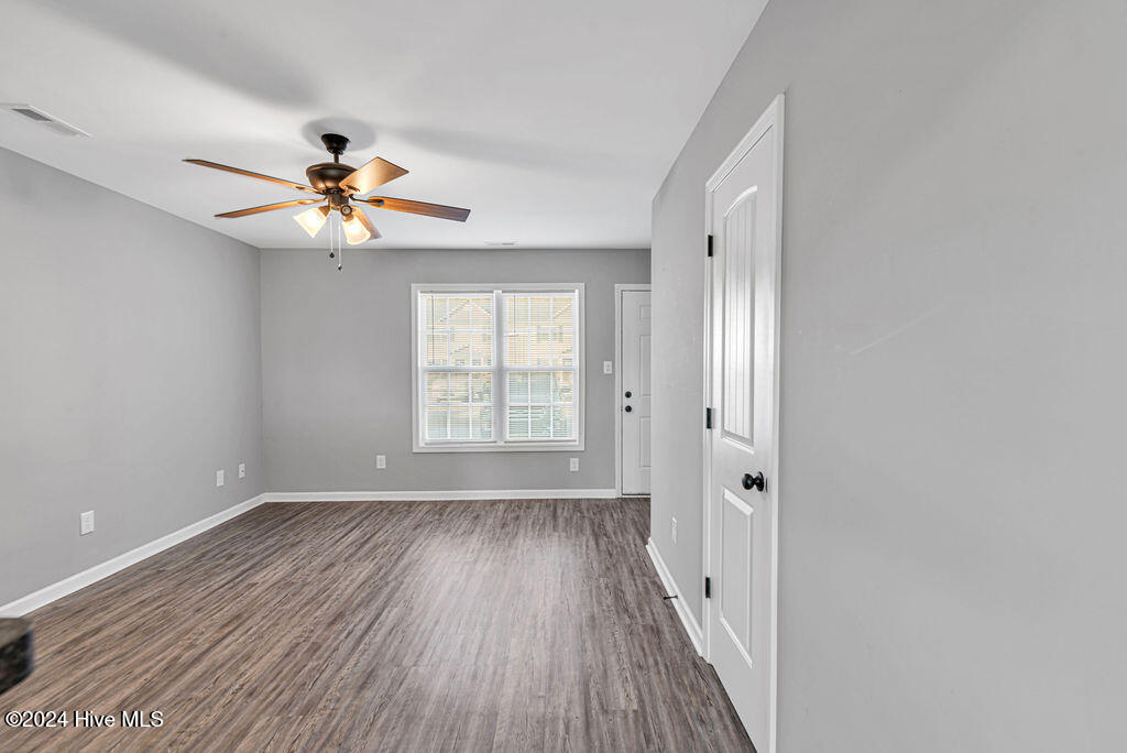 129 Cornerstone Drive Beulaville, NC 28518 - Photo 4 of 17 DSC_1328