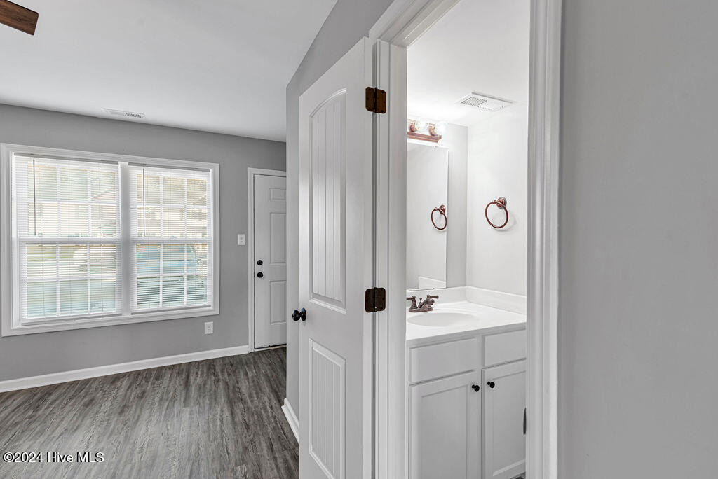 129 Cornerstone Drive Beulaville, NC 28518 - Photo 5 of 17 DSC_1334