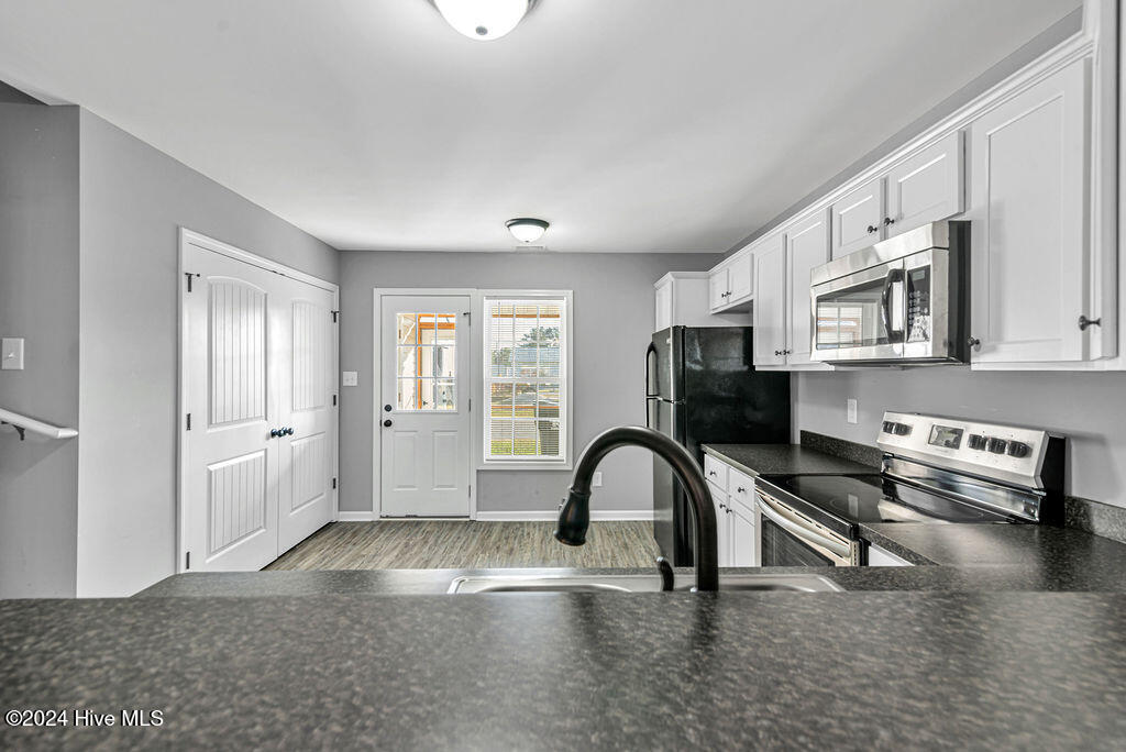 129 Cornerstone Drive Beulaville, NC 28518 - Photo 6 of 17 DSC_1340