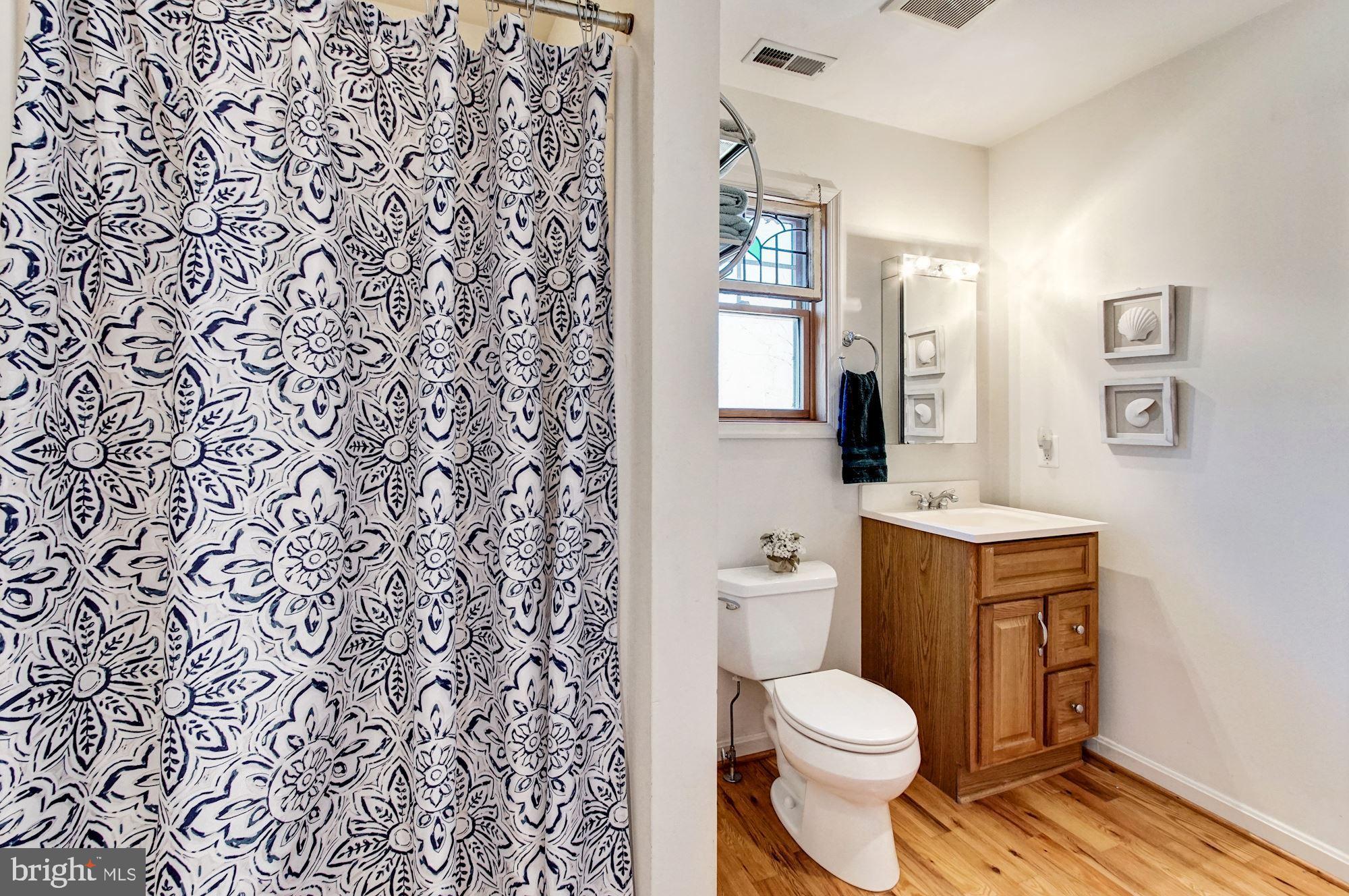 1580 Columbia Beach Road Shady Side, MD 20764 - Photo 31 of 47 Ensuite full bath in bedroom 2