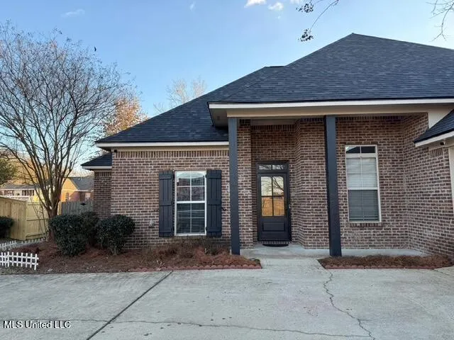 $2,200 | 409 Ash Tree Lane, Madison, MS 39110