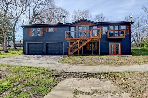 $495,000 | 110 C Street, Lake Lotawana, MO 64086