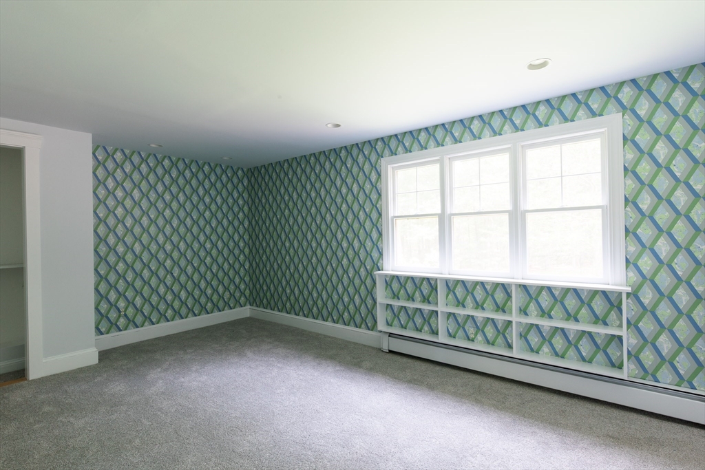 2 Spingler Way Hamilton, MA 01982 - Photo 14 of 37