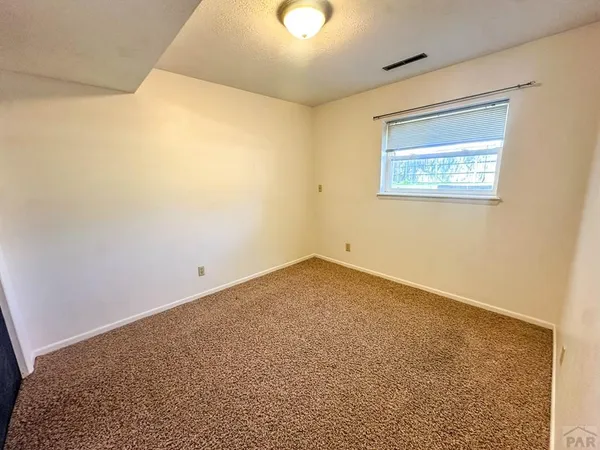 $299,000 | 407 Conifer Circle, Lamar, CO 81052