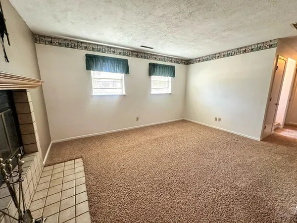 $299,000 | 407 Conifer Circle, Lamar, CO 81052