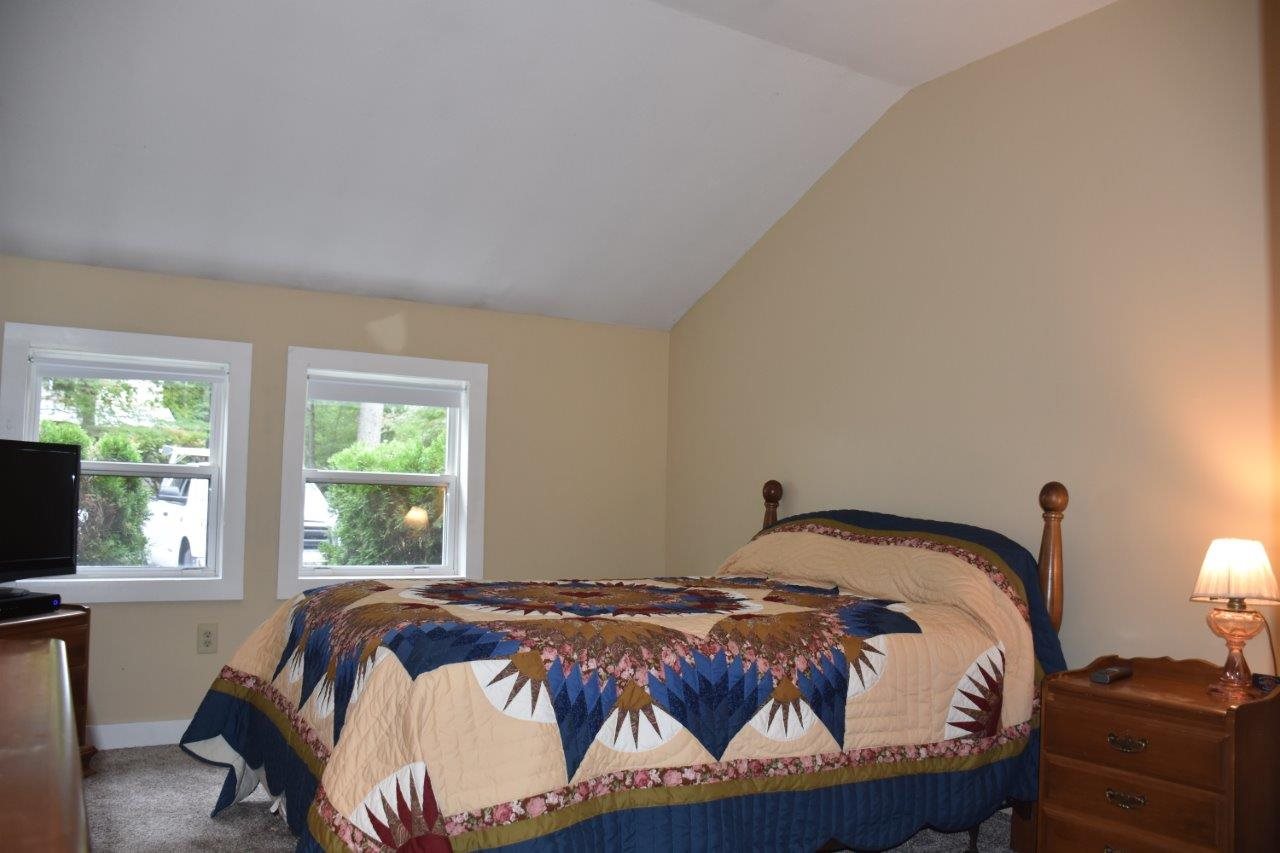 160 West Parish Road Concord, NH 03303 - Photo 22 of 27